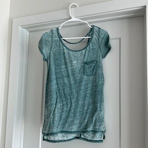 American Eagle High-Low Shirt